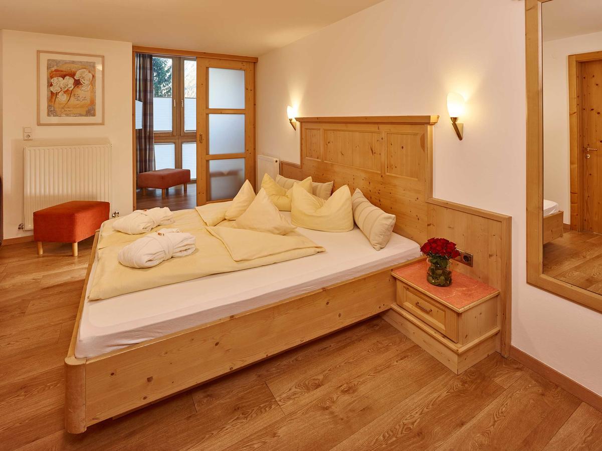 Zum Hirschen Hotel Langenfeld