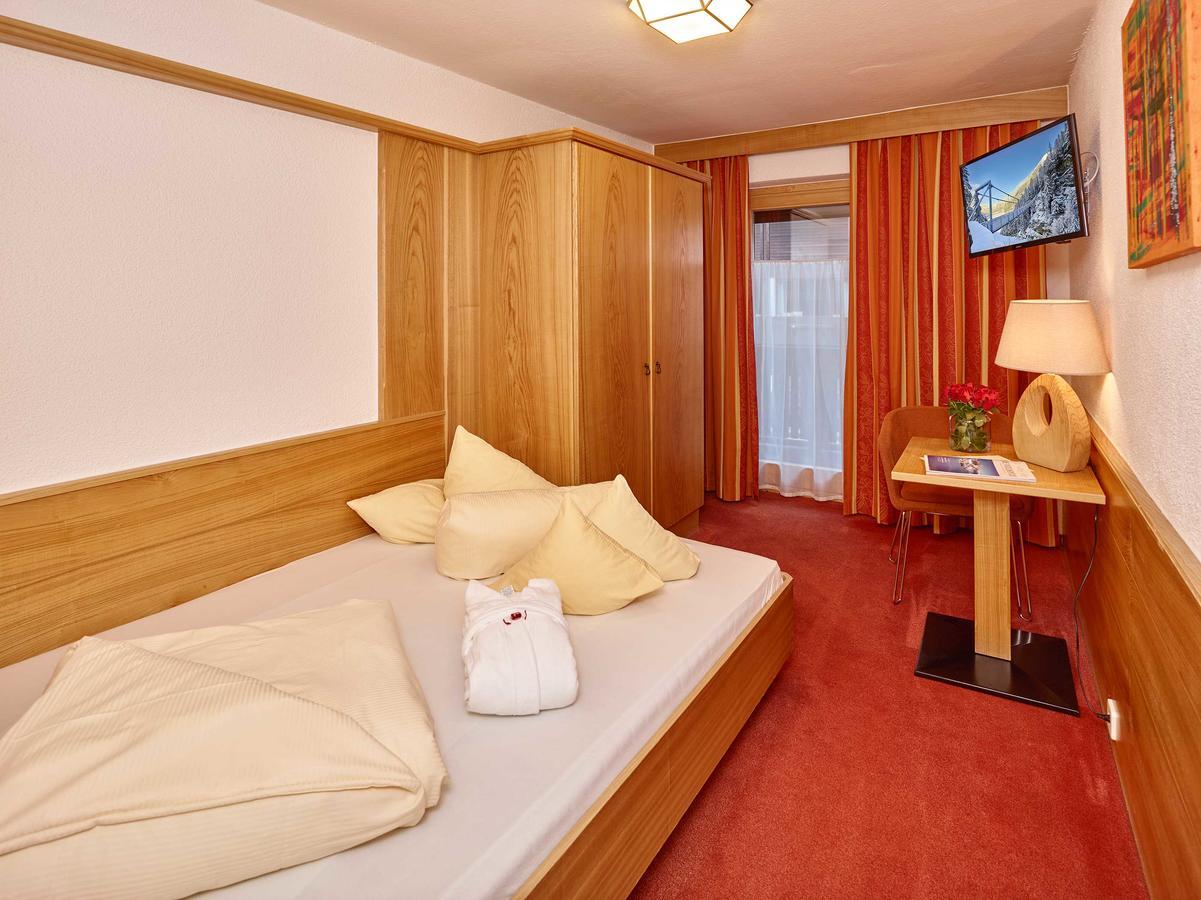 Hotel Zum Hirschen Langenfeld